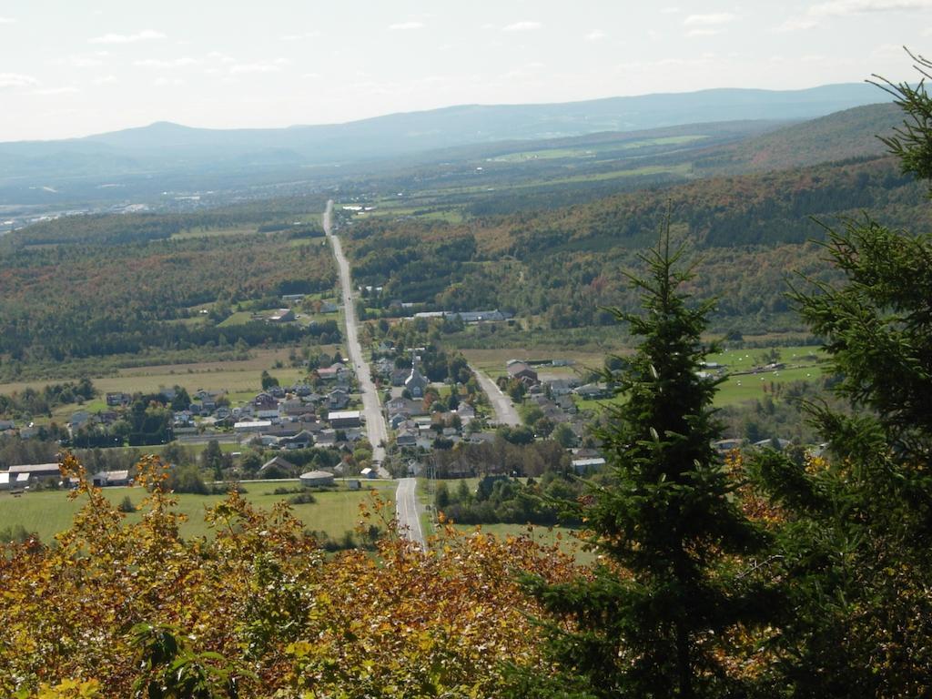 Le Gite Ambrelane Thetford Mines Exteriér fotografie